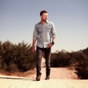 DierksBentleyVEVO 