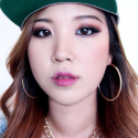 Liah Yoo 