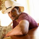 BRADPAISLEYVEVO 