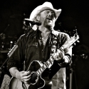TobyKeithVEVO 